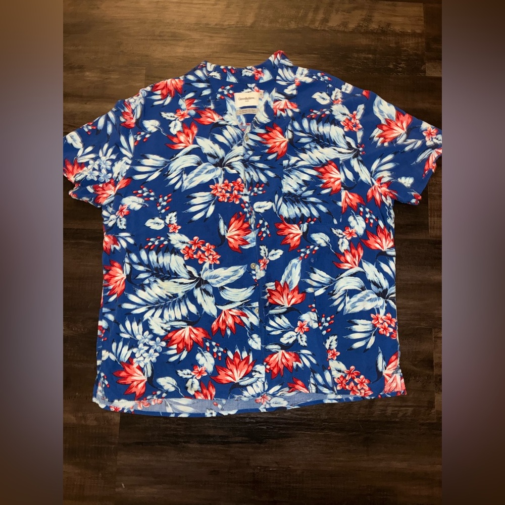 Goodfellow & Co Blue Floral Casual Button Down Shirt